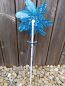 Preview: Windrad * 22 cm * Holzstil und -kugel handbemalt * Gartenstecker * Kinder * Deko * Blumen - Blau